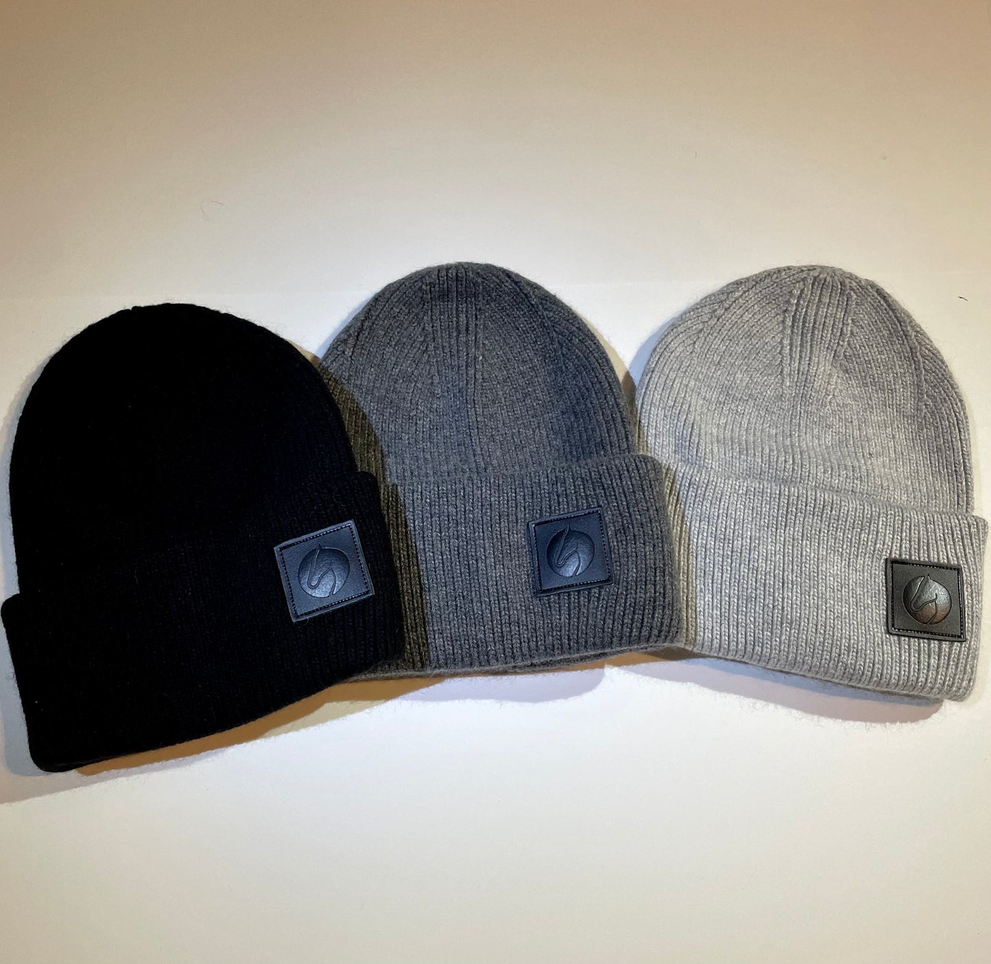 Hat in Cashmere wool