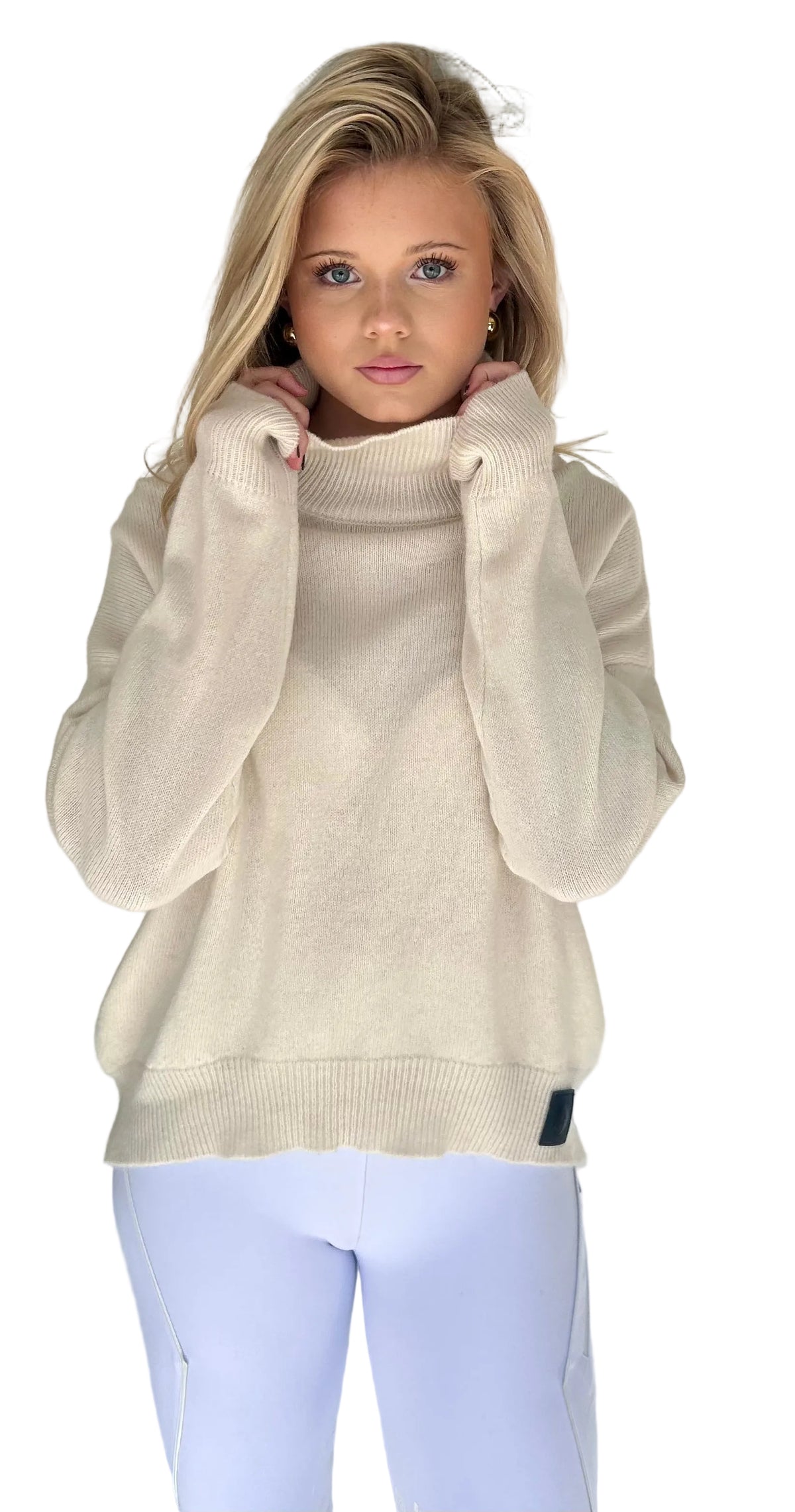 Knitted 100% wool stable-sweater