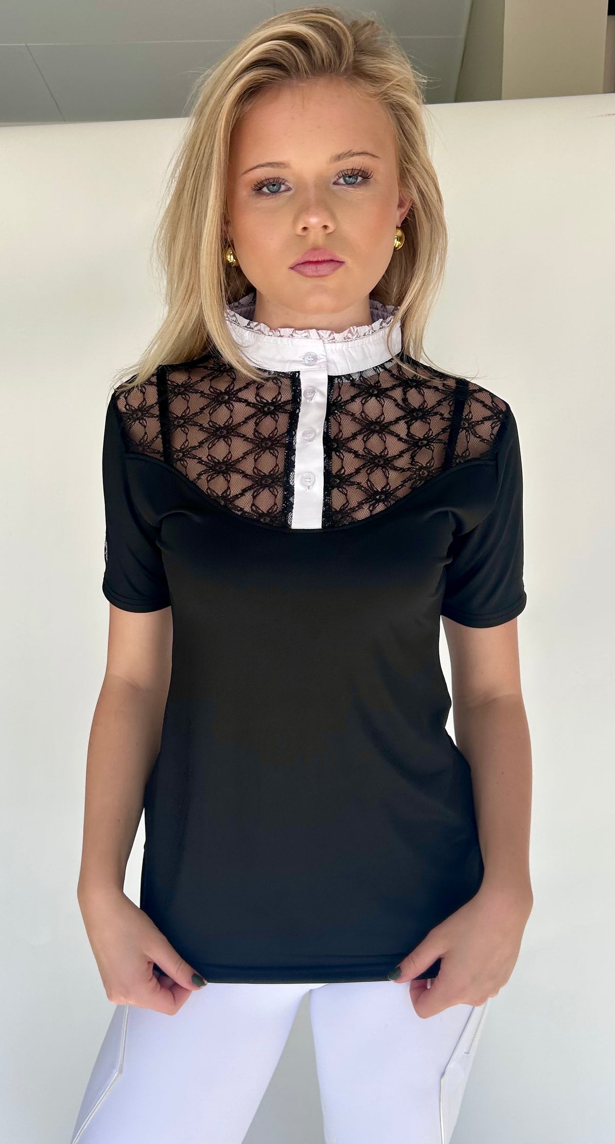 Short sleeve competition top with lace