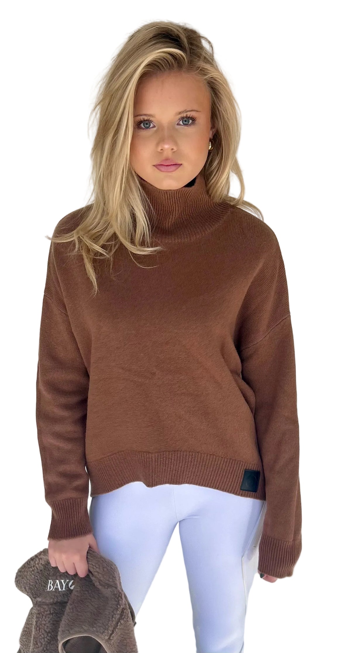 Knitted 100% wool stable-sweater